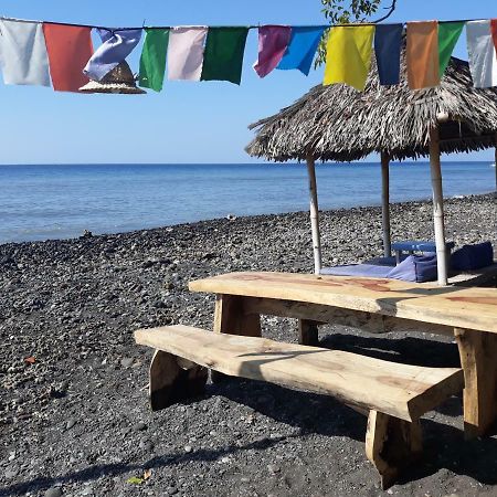 Barracuda Beach Hostel Amed  Exterior photo