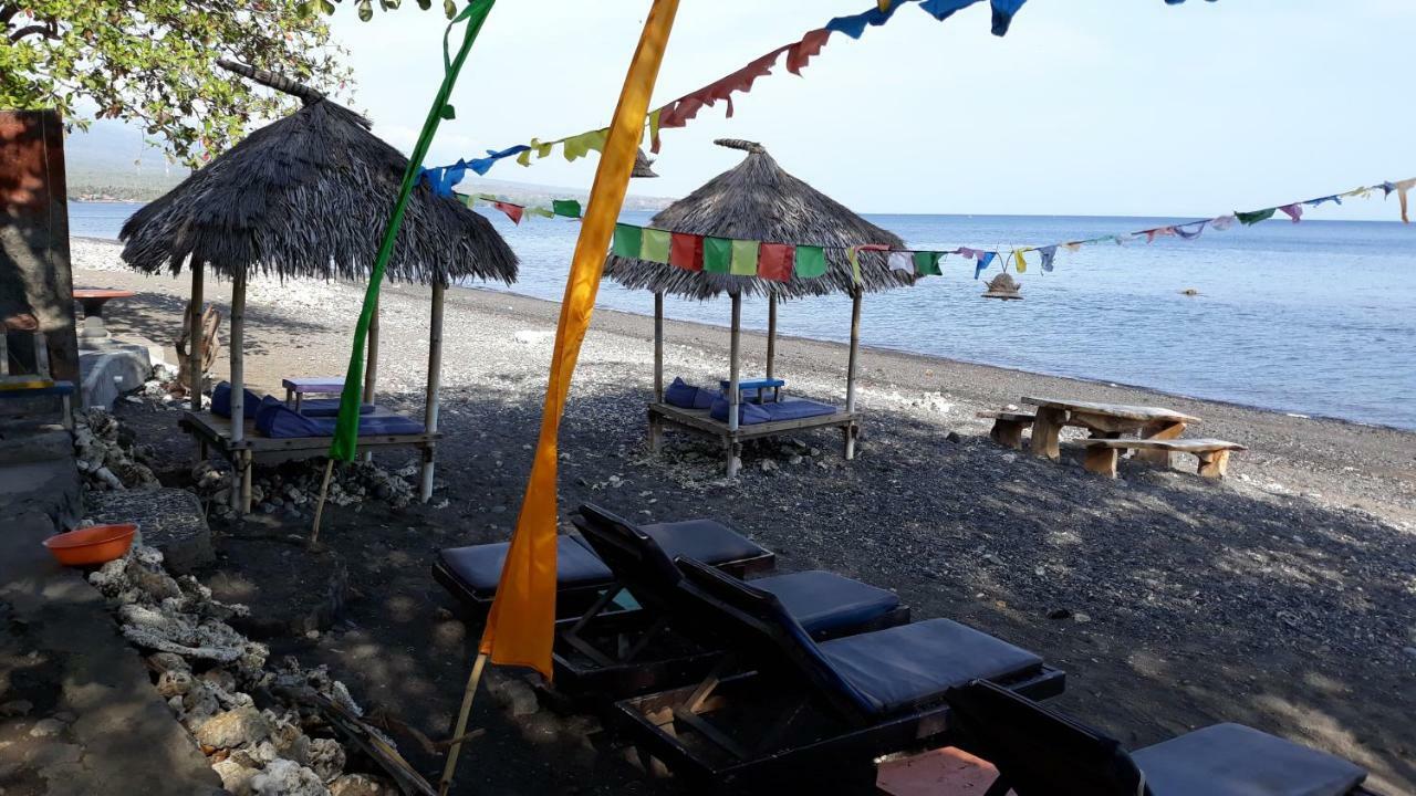 Barracuda Beach Hostel Amed  Exterior photo
