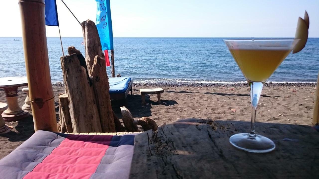 Barracuda Beach Hostel Amed  Exterior photo